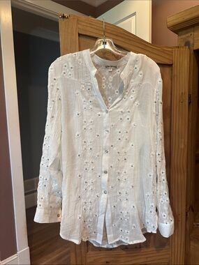 White Embroidered Button-Front Blouse by Alta Springs